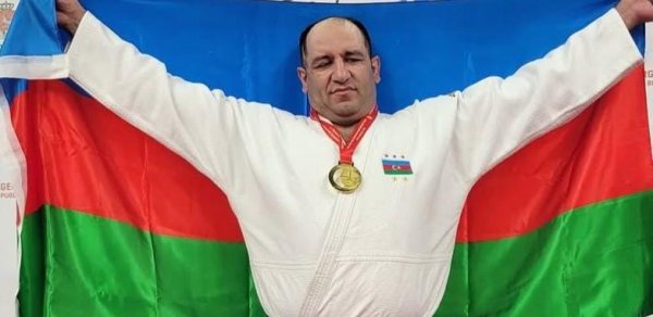 İlham Zəkiyev 9-cu dəfə Avropa çempionu oldu