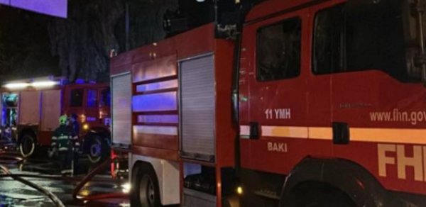 Bakıda yaşayış binasında yanğın söndürülüb