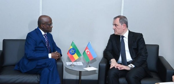 Ceyhun Bayramov efiopiyalı həmkarı ilə yeni əməkdaşlıq mexanizmlərini müzakirə edib
