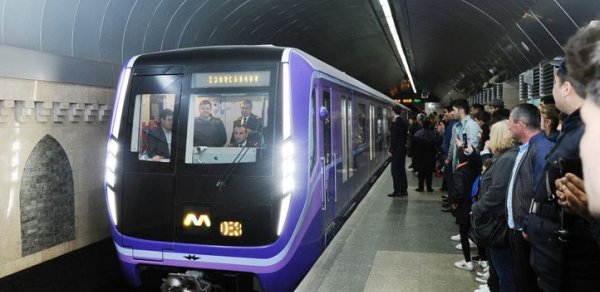 Bakı metrosunda interval azaldıldı, bəs sıxlıq niyə azalmır? - AÇIQLAMA