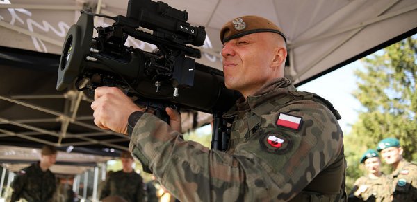 Polşa Ukrayna üzərində Rusiya dronlarını razılıq almadan vurmaq istəyir