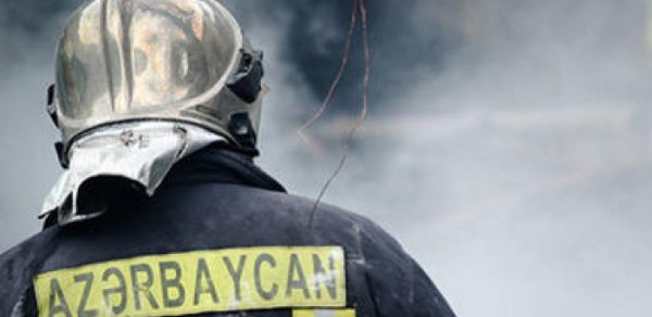Abşeronda anbarda güclü yanğın baş verib