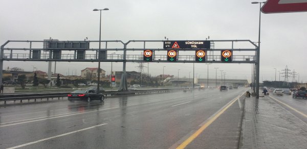 Aeroport yolunda sürət həddi endirildi