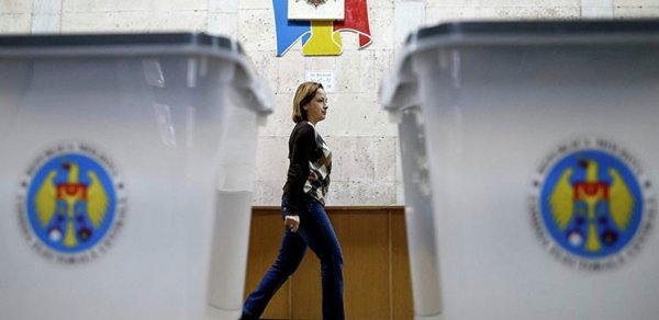 Moldovada parlament seçkiləri keçirilir