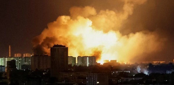 Rusiyanın Kiyevə kütləvi hücumu nəticəsində iki nəfər ölüb, 10 nəfər yaralanıb