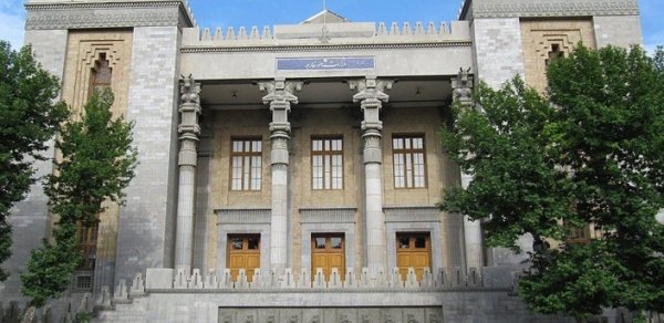 İran sanksiyaların bərpası ilə bağlı ABŞ və Aİ3 ölkələrinə xəbərdarlıq edib