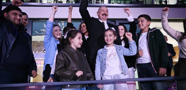 İlham Əliyev III MDB Oyunlarının açılış mərasimindən paylaşım edib