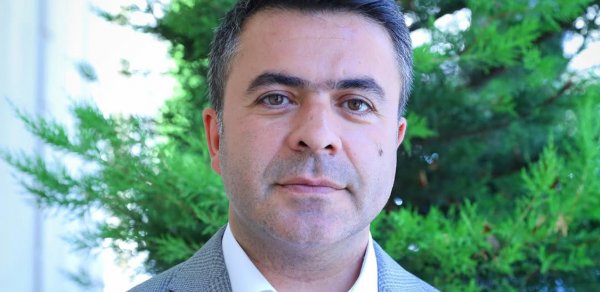 Qəfil yerə yıxılıb, yarım saata yaxın ürək masajı ediblər...