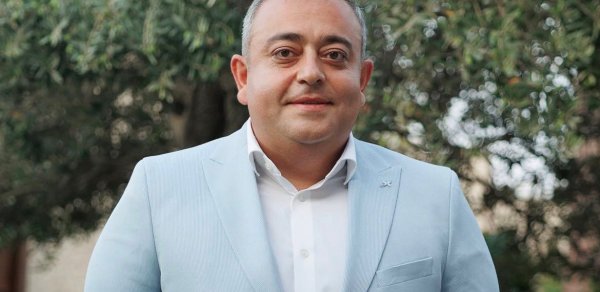 Tanınmış aparıcıya Bulvar İdarəsində vəzifə verildi