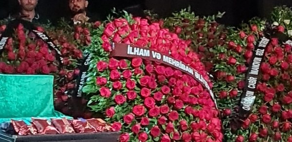 Prezident və Birinci vitse-prezident Cabir İmanovun vida mərasiminə əklil göndərib