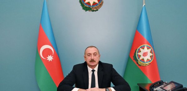 Prezident ona “general-mayor” ali hərbi rütbəsi verdi
