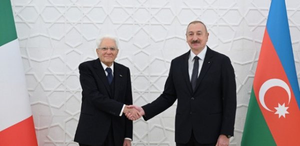 Azərbaycan və İtaliya prezidentləri mətbuata bəyanatlarla çıxış edirlər