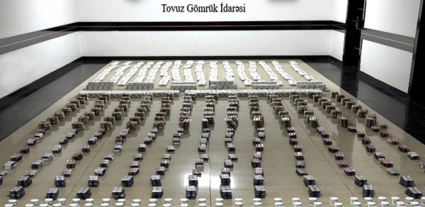 “Qırmızı Körpü”də gömrükdən gizlədilən külli miqdarda dərman vasitələri aşkar edilib