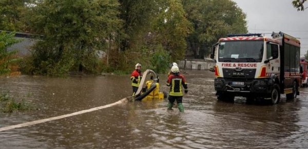 Odessada daşqınlar 10 nəfərin həyatına son qoyub