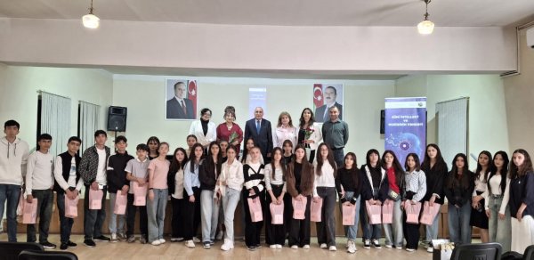 "Süni intellekt və musiqinin vəhdəti" adlı layihəsi keçirildi - FOTOLAR