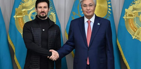 Tokayev Durovla görüşdü