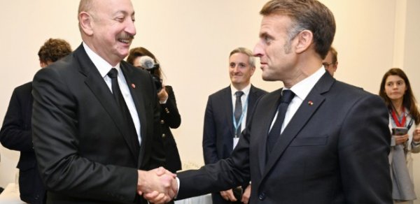 Makron İlham Əliyevi təbrik etdi - FOTOLAR