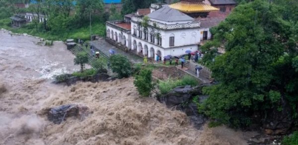 Nepalda daşqınlar 47 nəfərin həyatına son qoyub