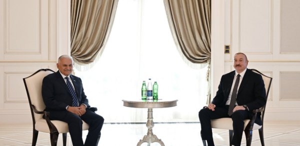 İlham Əliyev Qəbələdə Binəli Yıldırımı qəbul etdi