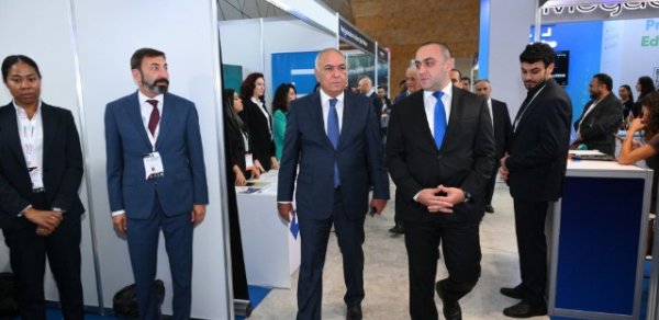 CIDC-2025 tədbirinin rəsmiləri kibertəhlükəsizlik sərgisi ilə tanış olublar - FOTOLAR