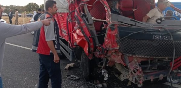Türkiyədə yol qəzasında 15 nəfər xəsarət alıb
