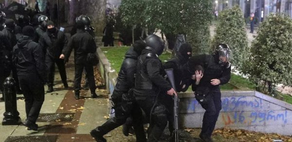 Gürcüstanda aksiyalarda zorakılıqlara görə cəzalar sərtləşdirilir