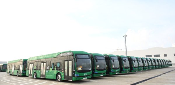 Yeni alınan elektrik avtobusları yolda qalır – Sərnişinlər kütləvi narazıdır