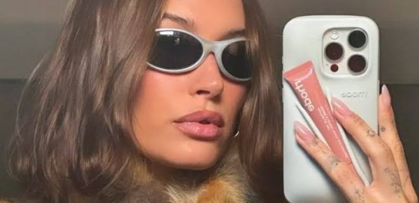Heyli bir ildə 700 min telefon qabı satıb