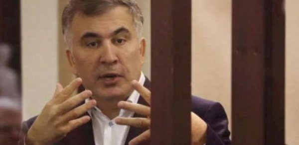“İlham Əliyev bütün Qafqazın şərəfini qorudu” - Saakaşvili
