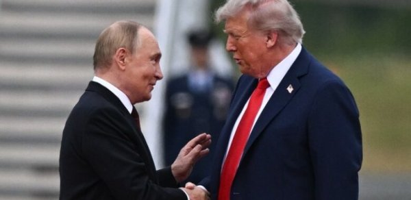 Ağ Ev: Tramp Putinin və Zelenskinin görüşünü mümkün hesab edir