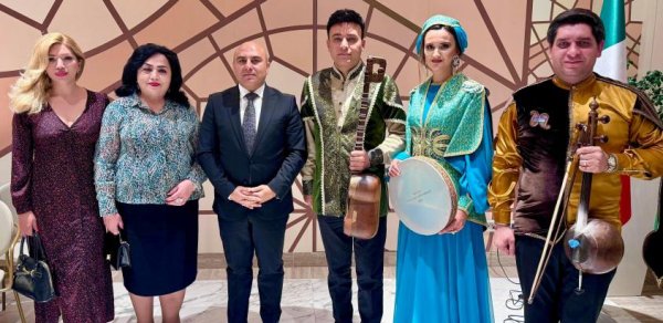Romada “Milli musiqimizin dünyada təbliği” adlı tədbir keçirilib