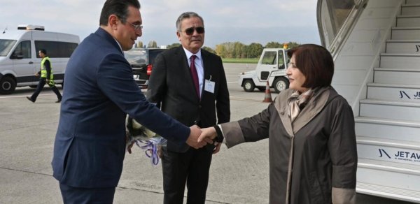 Sahibə Qafarova İsveçrəyə getdi