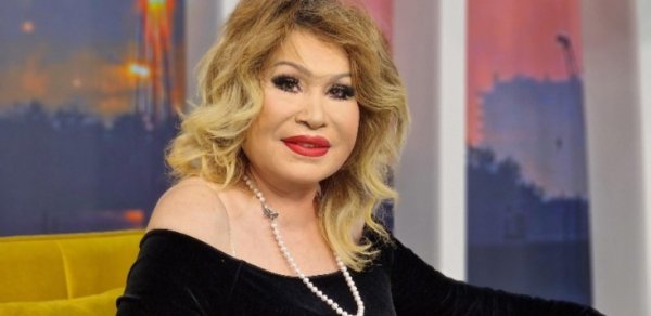 “Xoşbəxtlik ailə qurmaqda deyil"