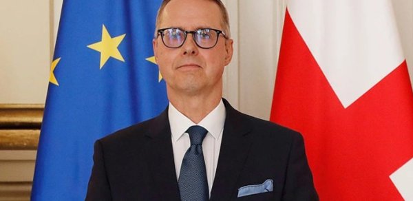 Almaniya Gürcüstandakı səfirini geri çağırıb
