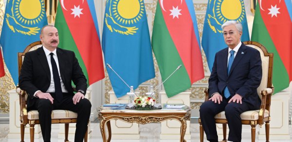 Azərbaycan və Qazaxıstan prezidentlərinin Astanada təkbətək görüşü oldu