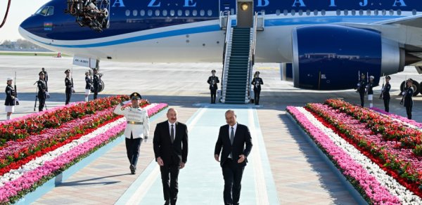 Prezident İlham Əliyev Özbəkistanda səfərdədir