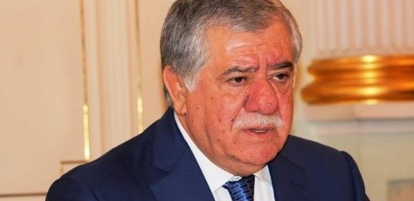 Abbasovun xəyanəti, ermənilərlə qohumluğu və Kremlin sifarişi