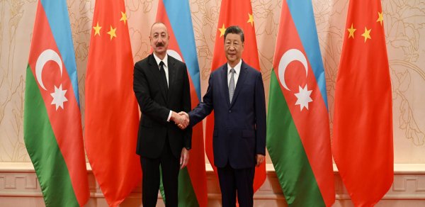 Çin lideri Prezident İlham Əliyevi təbrik edib