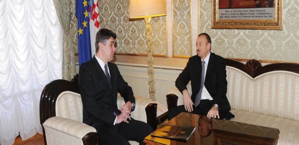 Xorvatiya lideri Prezident İham Əliyevi təbrik etdi