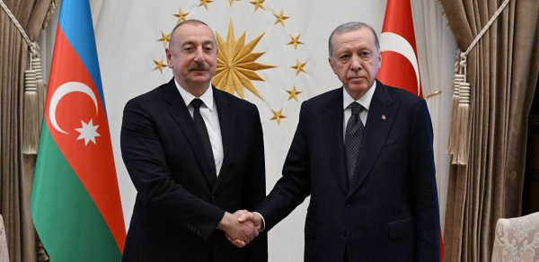 Ərdoğan Prezident İlham Əliyevi təbrik etdi