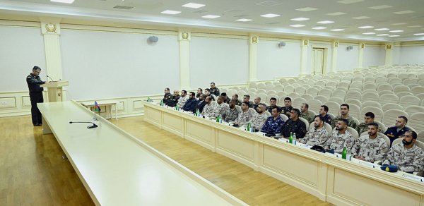 Azərbaycan və BƏƏ hərbçilərinin birgə təlimi keçiriləcək