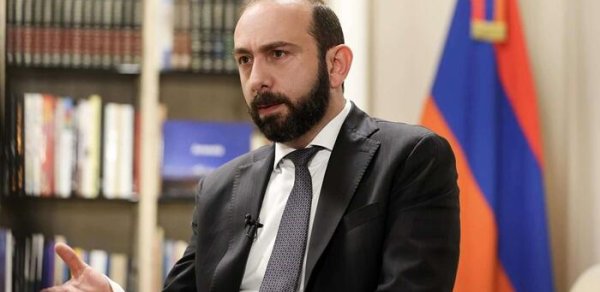 Ermənistanda Azərbaycan benzini üçün növbə yaranıb - Mirzoyan