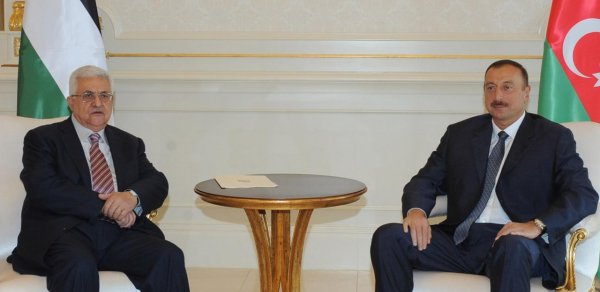 Mahmud Abbas İlham Əliyevi təbrik etdi