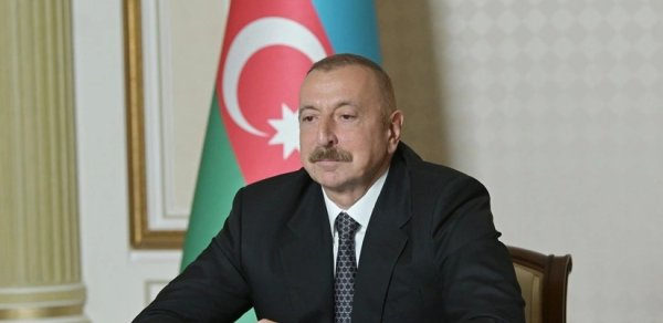 İlham Əliyev Kuba liderinə təbrik məktubu ünvanlayıb