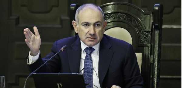 Paşinyan: "Bakı və İrəvan qarşılıqlı maraq doğuran malların siyahısını müzakirə edirlər"