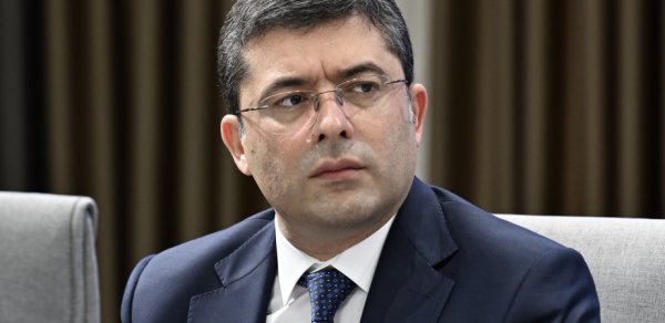 Əhməd İsmayılov: Media əməkdaşları ədəbi dil normalarına əməl etməlidir