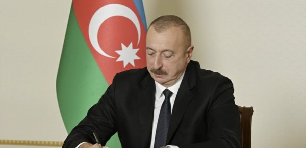 Nadejda İsmayılova "Şöhrət" ordeni ilə təltif edildi