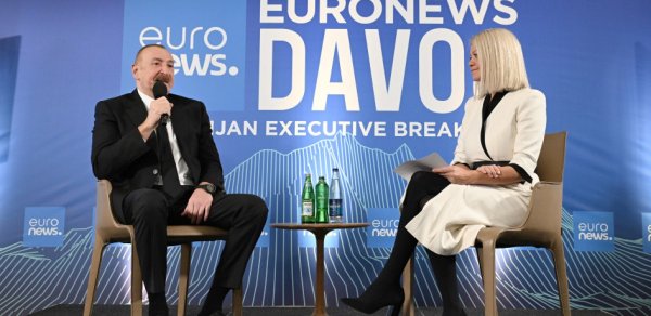 Prezident İlham Əliyev Davosda “Euronews” televiziyasına müsahibə verib