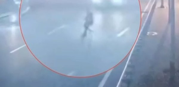 Bakıda qadının öldüyü hadisənin anbaan görüntüləri - VİDEO