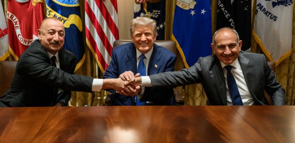 Tramp: Azərbaycan və Ermənistan liderləri mənim dostlarımdır